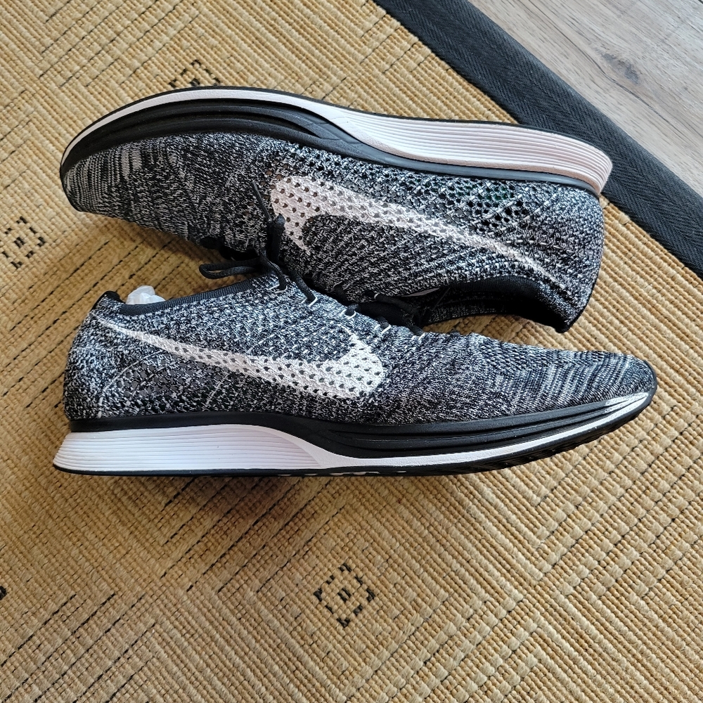 Nike Black White Flyknit Athletic Shoes - Picture 6 of 10